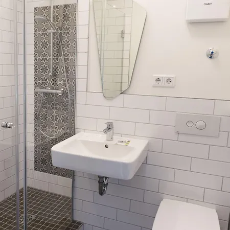 Hotel Koncept Zum Kostbaren Blut