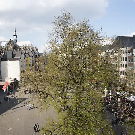 Hotel Koncept Zum Kostbaren Blut 3*