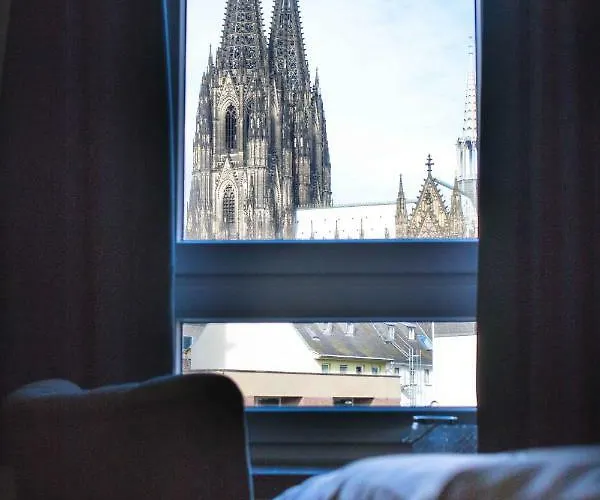 Hotell Koncept Zum Kostbaren Blut 3*